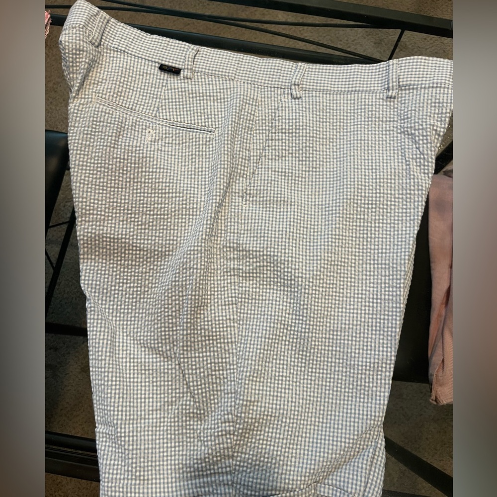 Men's blue and white Checkered Shorts. 38” waist classic fit.